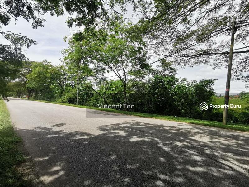 Untuk Dijual - 6.2 Acres Zone Residential Mainroad Frontage Saujana Utama Elmina