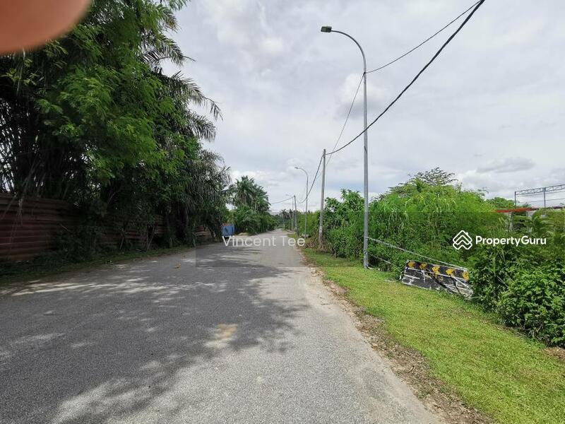 Untuk Dijual - 6.2 Acres Zone Residential Mainroad Frontage Saujana Utama Elmina