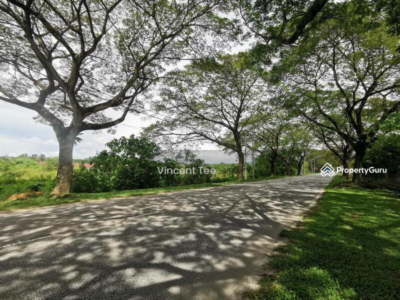 Untuk Dijual - 6.2 Acres Zone Residential Mainroad Frontage Saujana Utama Elmina