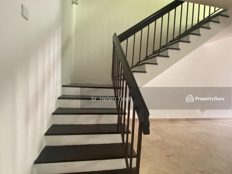 3 storey terrace house for rent Puncak Ria Batu Ferringhi, Penang (Island), Penang, 4 Bedrooms