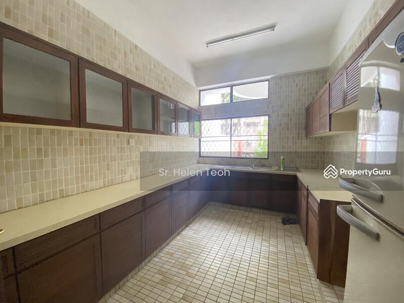 3 storey terrace house for rent Puncak Ria Batu Ferringhi, Penang (Island), Penang, 4 Bedrooms