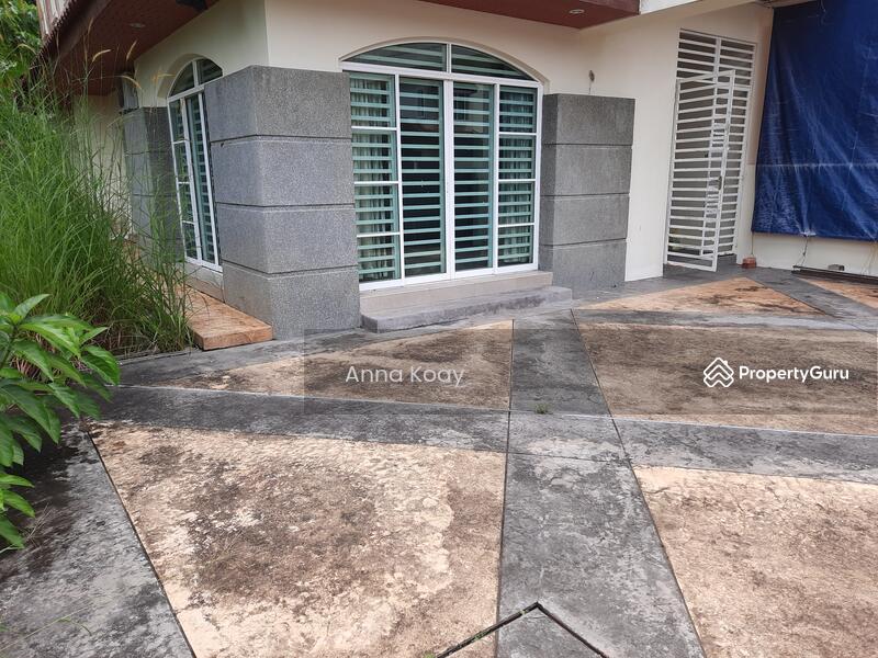 Double Storey, SemiDetached House in Tanjung Bungah for Sale