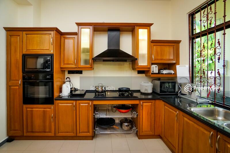 Untuk Disewa - Bungalow at Batu Ferringhi