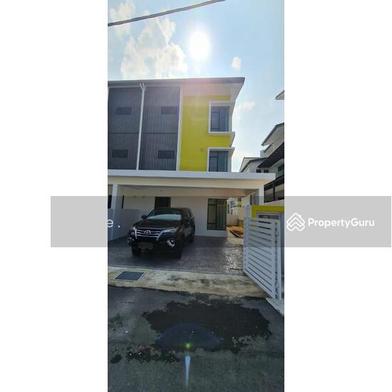 3 storey semi d taman persona idaman sungai merab kajang, Kajang