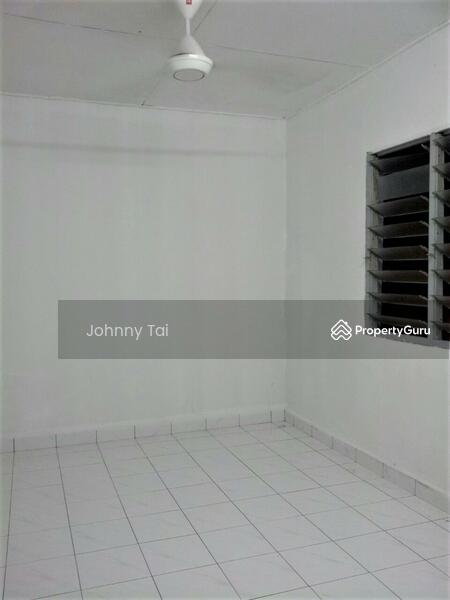 Untuk Dijual - Desa Mentari Flat (Block 6)