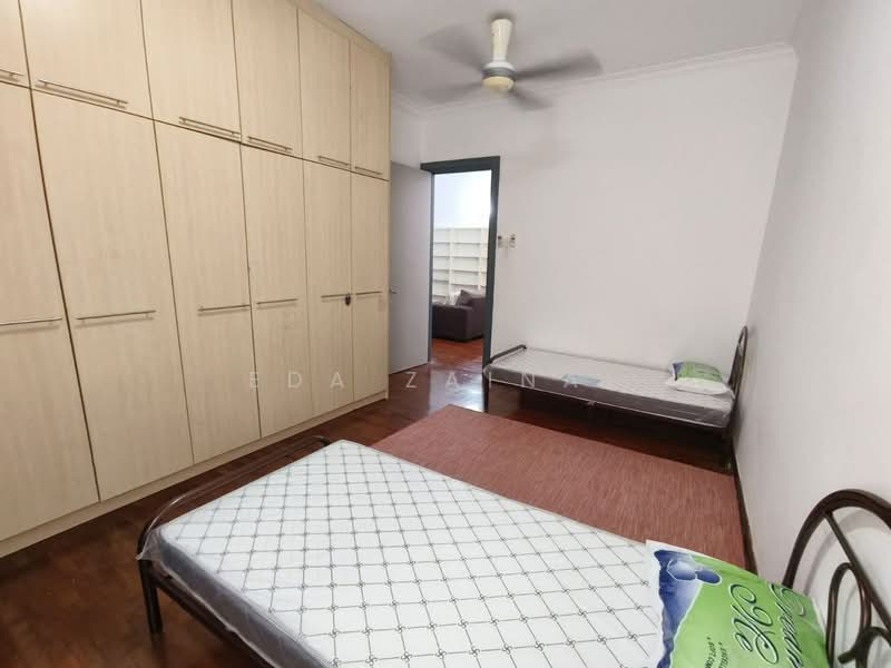 Terraced House for Sale in Alam Impian (Shah Alam) - Eda Zainal - Bedroom - PropertyGuru.com.my