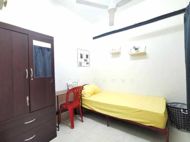 For Rent - Taman Connaught Double Storey House, Cheras