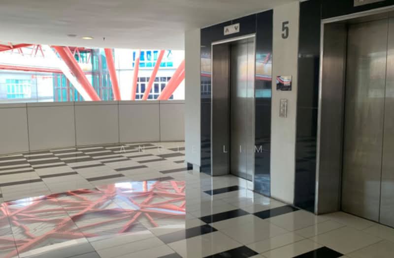 Shop / Office for Sale in Pju 5 (Kota Damansara) - Angie Lim - Corridor - PropertyGuru.com.my