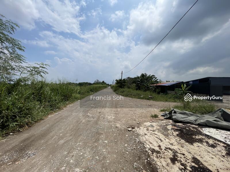 For Sale - Residential Zoning Land for Sale in Kampung Johan Setia