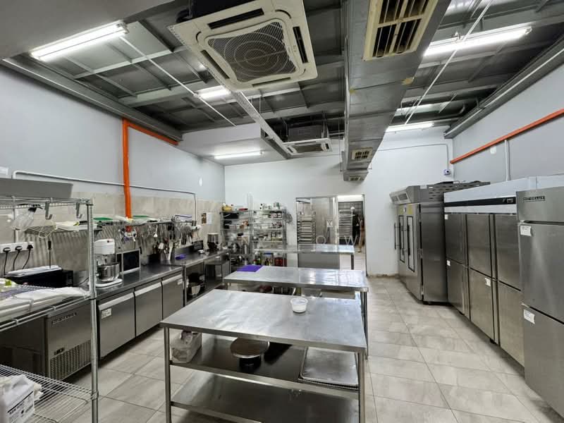 Factory for Rent in Taman Ehsan (Kepong) - Jun How - Kitchen - PropertyGuru.com.my