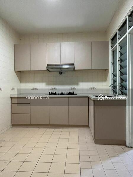 Untuk Dijual - University Tower