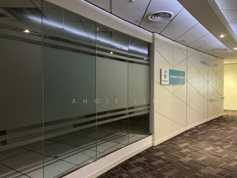 Office for Rent in KLCC (KL City Centre) - Angie Lim - Corridor - PropertyGuru.com.my