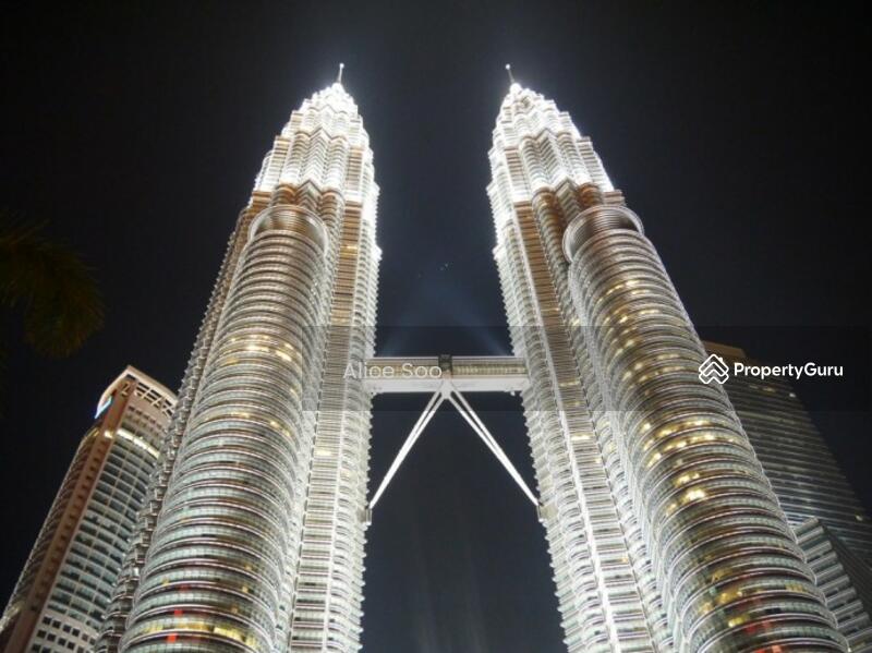 For Sale - Below Market Value Installment RM2k Rental RM6k Condo at KLCC