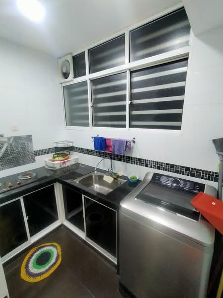 For Rent - OUG Parklane
