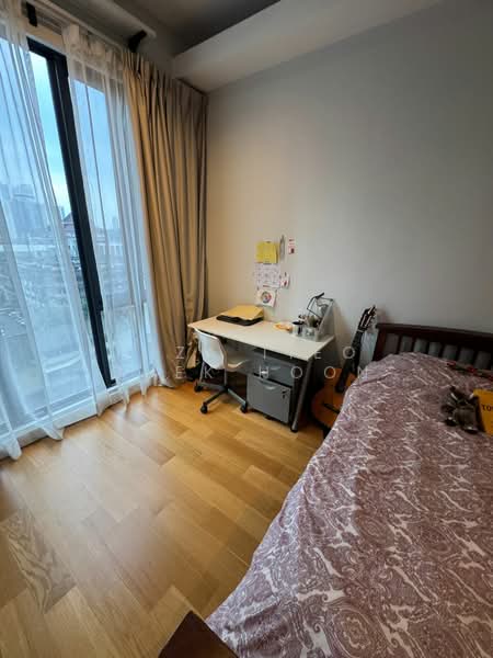 Condominium for Rent at The Sentral Suites - Liza Tieo Quek Hoon - 2) Ensuite Bathroom - PropertyGuru.com.my