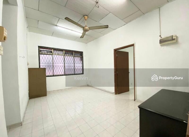 Taman Pelangi Tamans Pelangis, Jb Town Area , Jalan Sri Pelangi , Near