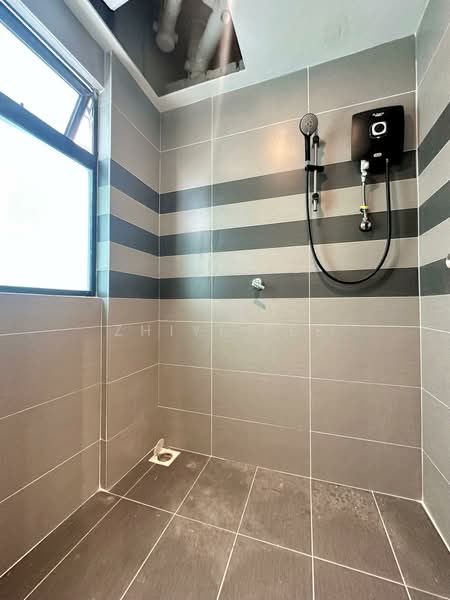 Pangsapuri untuk Dijual di G Residence - Zhiyi Lee - Bathroom - PropertyGuru.com.my