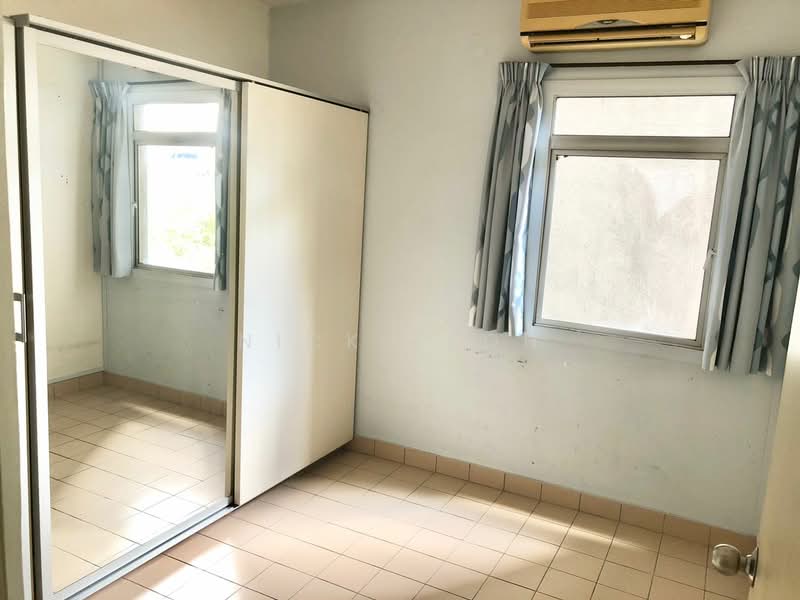 Condominium for Sale at Perdana Exclusive - Nick Yeoh - Bedroom - PropertyGuru.com.my