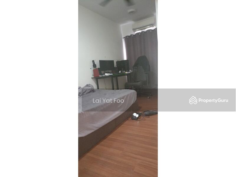 Dale, Lake Fields, 2a Jln Taksi Damai 6, Taman Tasik Damai, Sungai Besi