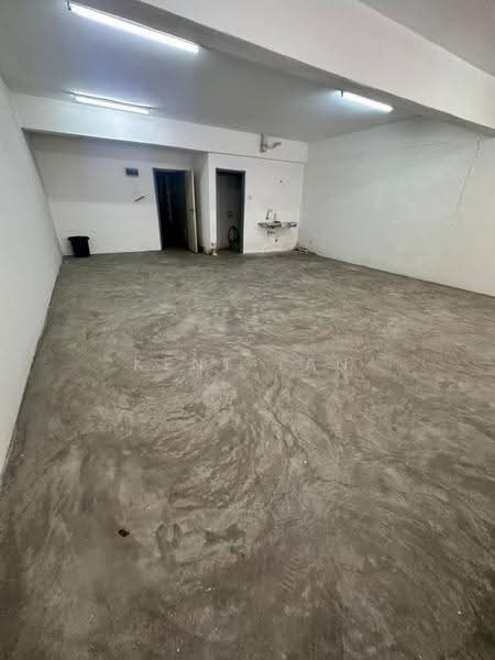 Kedai / Pejabat untuk Disewa di Seri Kembangan (Selangor) - Kent Tan - PropertyGuru.com.my