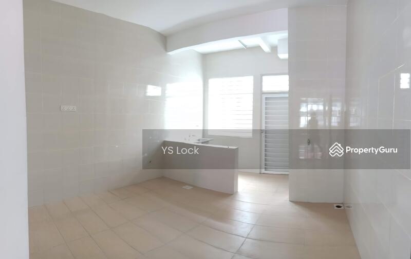 Rumah Teres untuk Dijual di TAMAN PUCHONG UTAMA (Puchong) - YS Lock - PropertyGuru.com.my