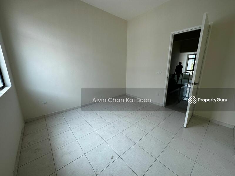 Rumah Teres 2.5 Tingkat untuk Dijual di Taman Ozana Impian (Bukit Katil) - Alvin Chan Kai Boon - PropertyGuru.com.my