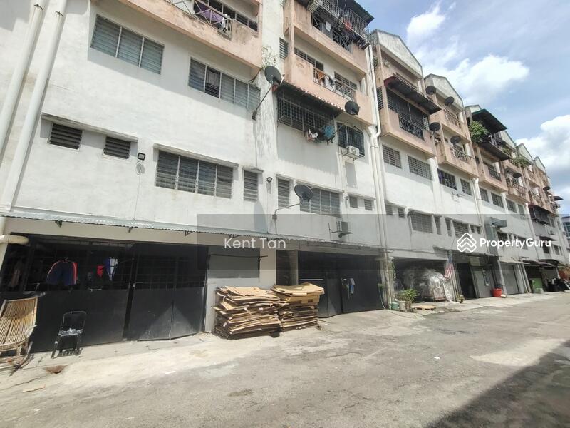 For Rent - Pinggiran Putra Business Centre