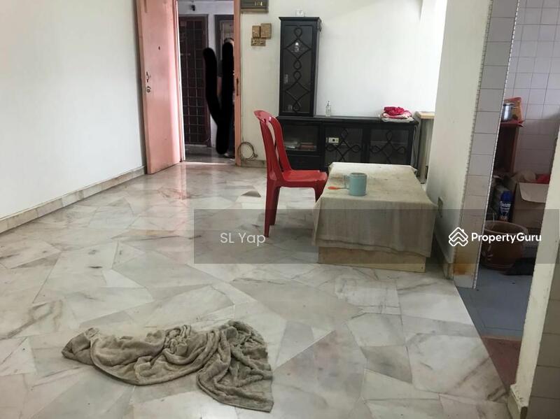 For Sale - Desa Petaling Flat