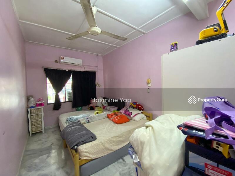For Sale - Sea Park Taman Paramount Petaling Jaya