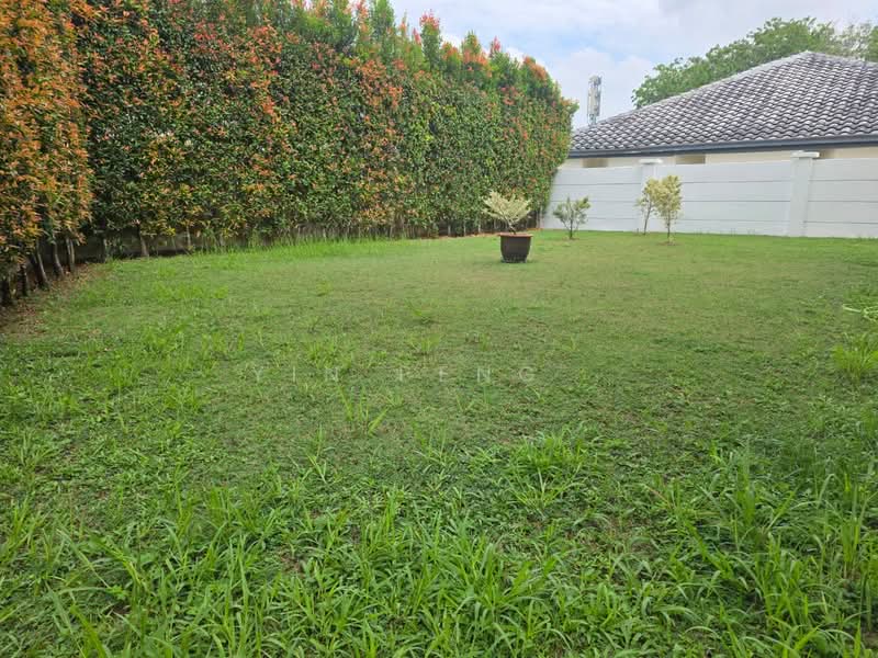 Rumah Banglo untuk Dijual di Taman Tun Dr Ismail (Kuala Lumpur) - Yin Peng . - Garden - PropertyGuru.com.my