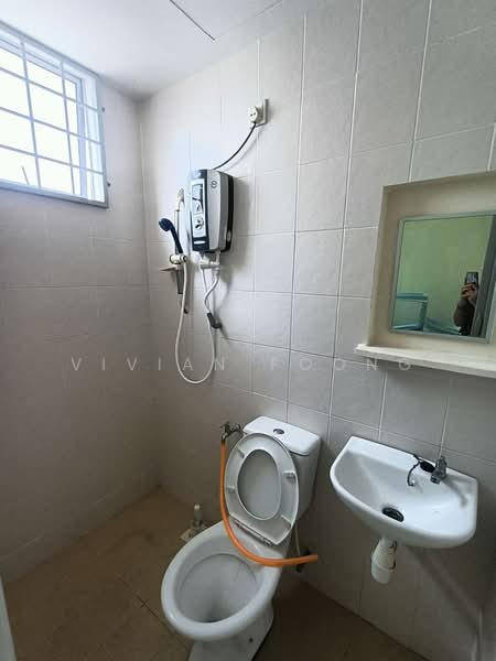 Rumah Teres 3-Tingkat untuk Dijual di kampar (Ipoh) - Vivian Foong - Bathroom - PropertyGuru.com.my