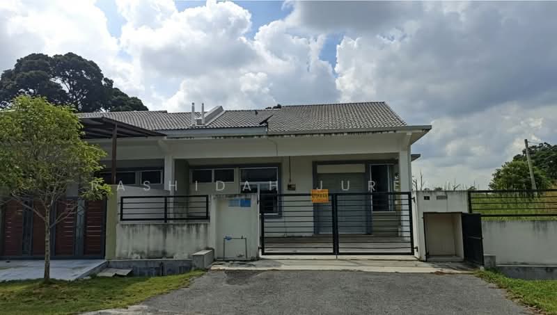 Semi-Detached House for Sale in Sepang (Selangor) - Rashidah Juremi - Exterior - PropertyGuru.com.my