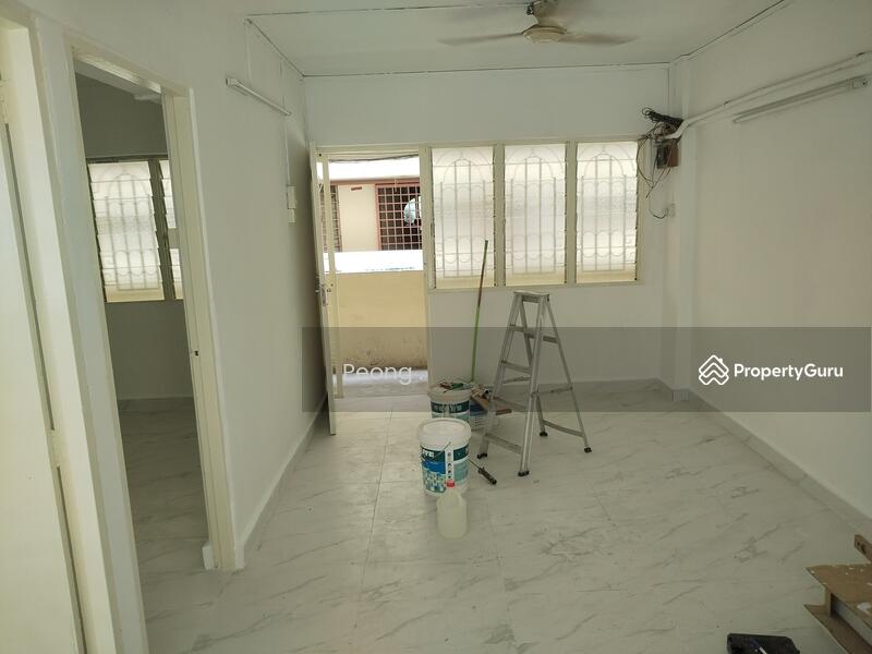Rumah Flat untuk Disewa di Taman Connaught Flat (Low Rise) - Peong . - PropertyGuru.com.my