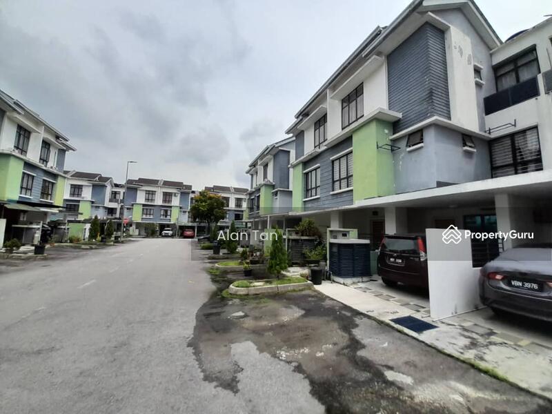 Park Villa Townhouse, Jalan PV, Bukit Puchong, Puchong, Selangor, 3