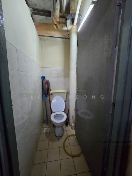 Apartment for Sale at Pangsapuri Putra Raya - Flory Leong - Bathroom - PropertyGuru.com.my
