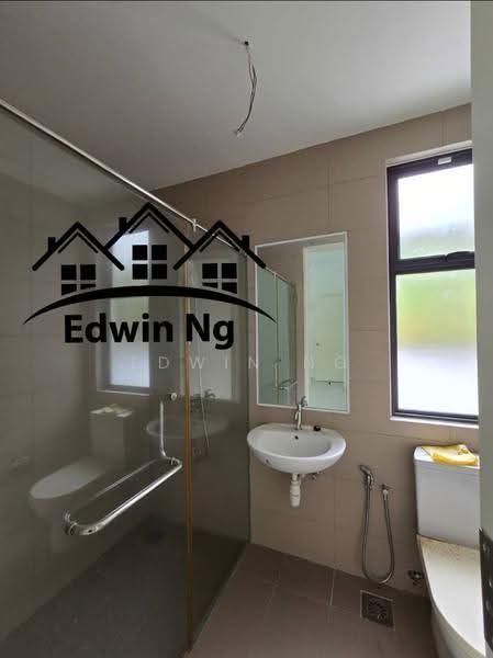 Semi-Detached House for Sale in Sunway Cassia (Batu Maung) - Edwin Ng - Bathroom - PropertyGuru.com.my