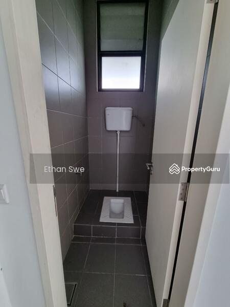 Untuk Dijual - SqWhere SOVO & Retails Shops