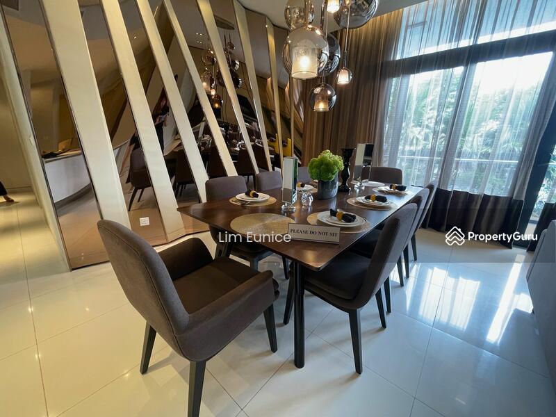 For Sale - Moulmein Rise
