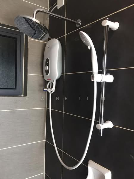 Kondominium untuk Disewa di The Henge - Elaine Lian - Bathroom - PropertyGuru.com.my