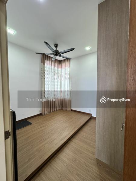 For Sale - D'Rich Executive Suites