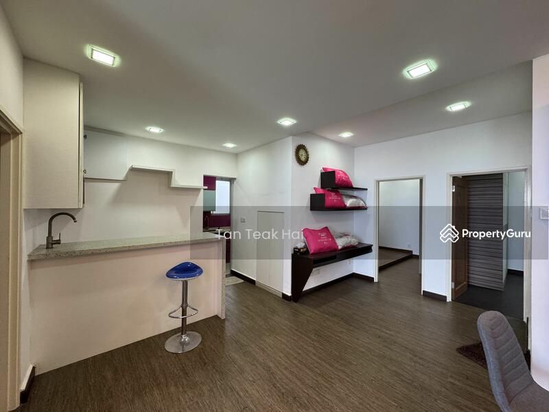 For Sale - D'Rich Executive Suites