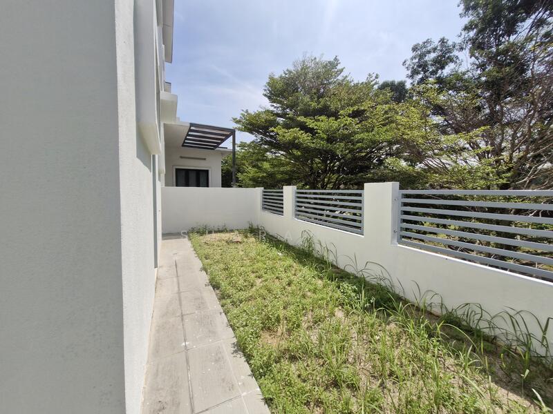 For Sale - Quas Residence