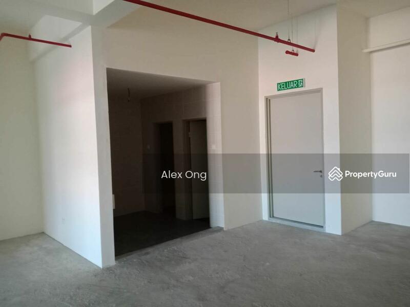 Southbay Plaza Retail, Jalan Sultan Azlan Shah, Bayan Lepas, Penang