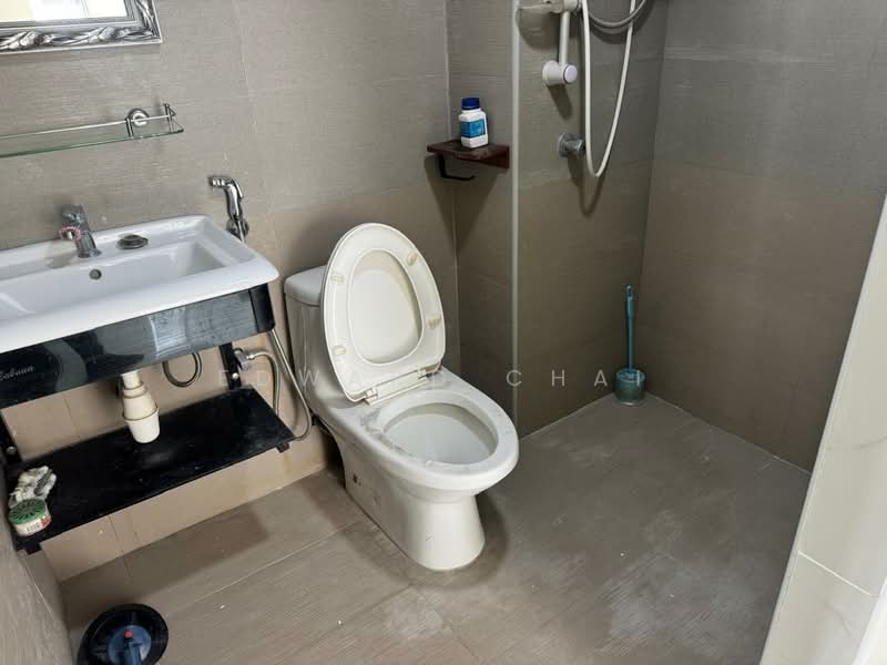 Kondominium untuk Disewa di Perdana Exclusive - Edward Chai - Bathroom - PropertyGuru.com.my