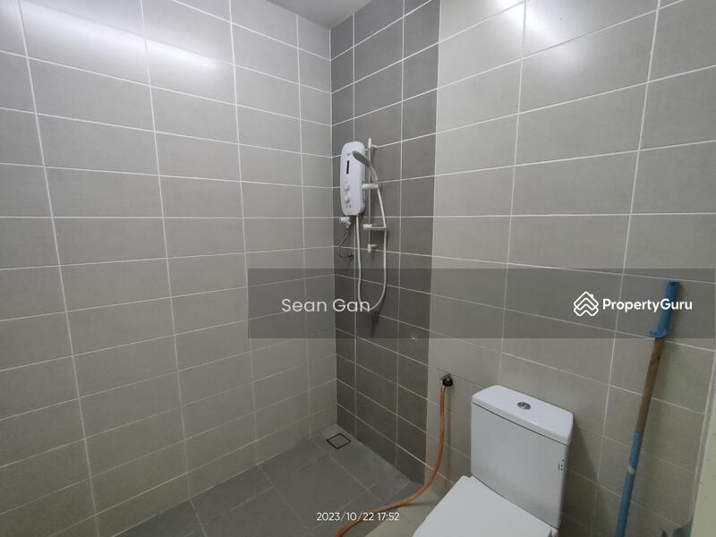 Rumah Teres untuk Dijual di Bandar Tropicana Aman (Telok Panglima Garang) - Sean Gan - PropertyGuru.com.my