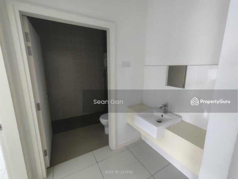 Rumah Teres untuk Dijual di Bandar Tropicana Aman (Telok Panglima Garang) - Sean Gan - PropertyGuru.com.my