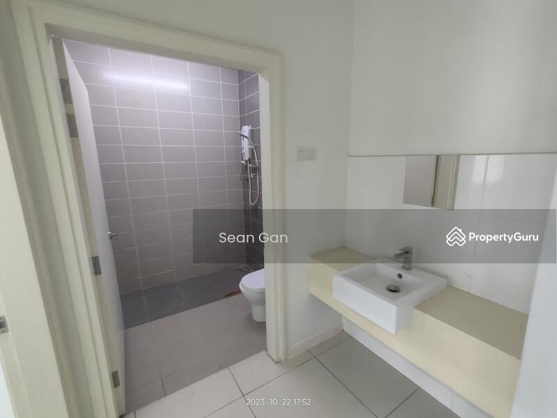 Rumah Teres untuk Dijual di Bandar Tropicana Aman (Telok Panglima Garang) - Sean Gan - PropertyGuru.com.my
