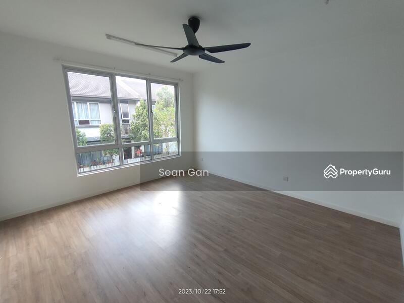 Rumah Teres untuk Dijual di Bandar Tropicana Aman (Telok Panglima Garang) - Sean Gan - PropertyGuru.com.my