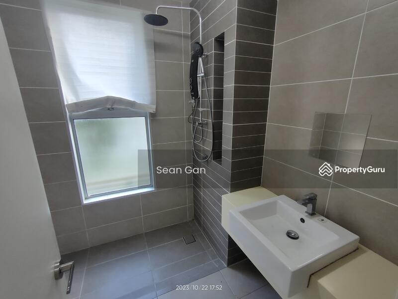 Rumah Teres untuk Dijual di Bandar Tropicana Aman (Telok Panglima Garang) - Sean Gan - PropertyGuru.com.my