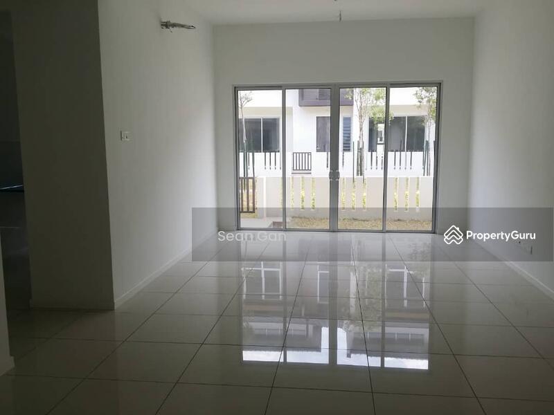 Rumah Teres untuk Dijual di Bandar Tropicana Aman (Telok Panglima Garang) - Sean Gan - PropertyGuru.com.my